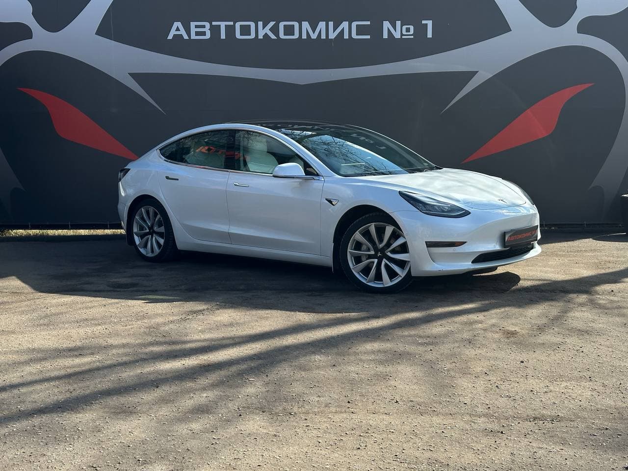 Tesla Model 3 I
