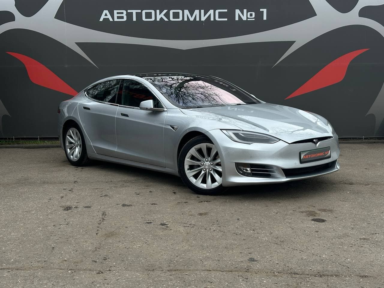 Tesla Model S I · Рестайлинг